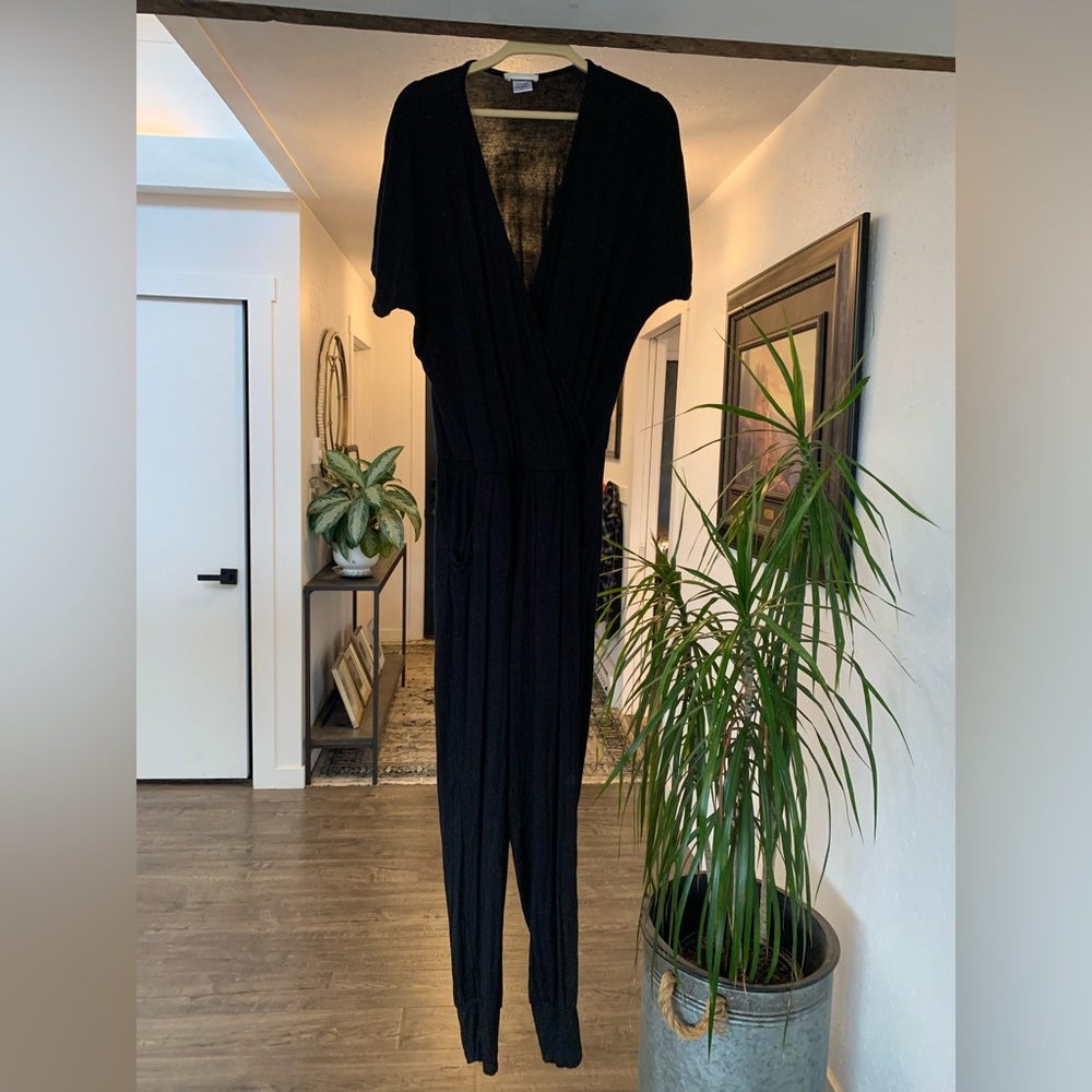Loveapella Women’s Black‎ Jogger Jumpsuit Small Preowned